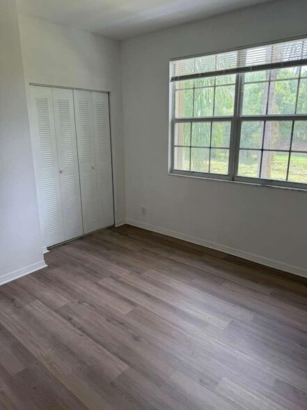 Building Photo - 1348 Veracruz Ln