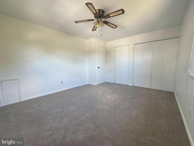 Building Photo - 4611 Eaton Pl