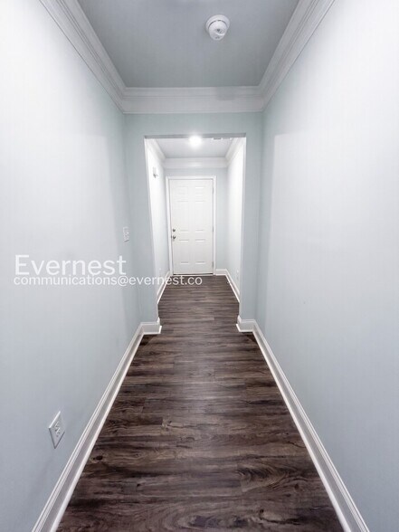 Building Photo - 5231 Hanover St