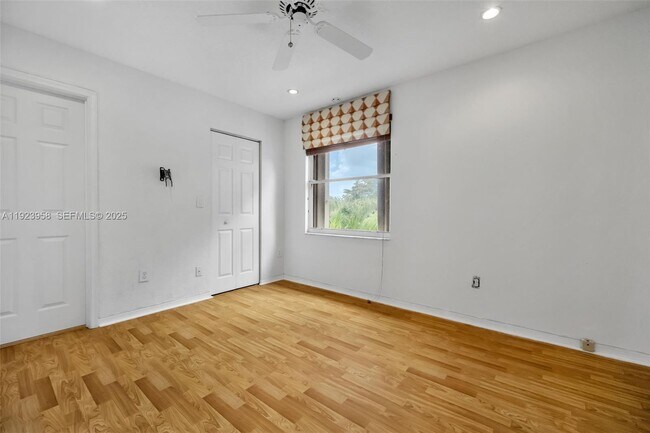 Building Photo - 13174 NW 9th Ct