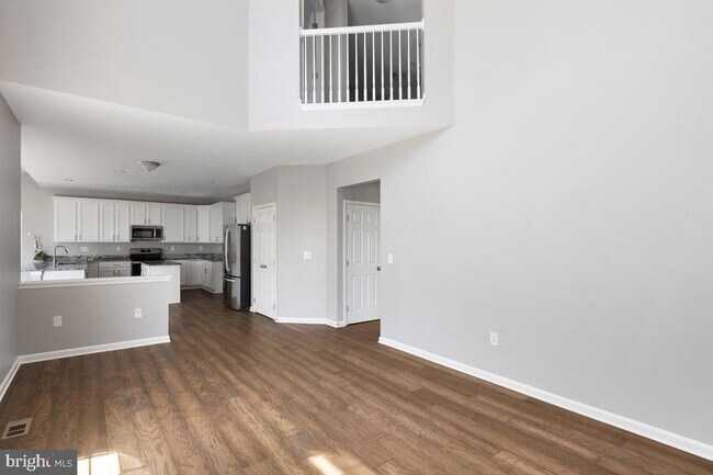 Building Photo - 12 Glenbrook Rd