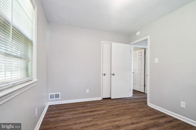 Building Photo - 26 Bayou Ave