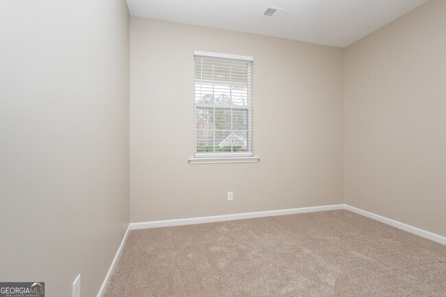 Building Photo - 475 Brookford Ct