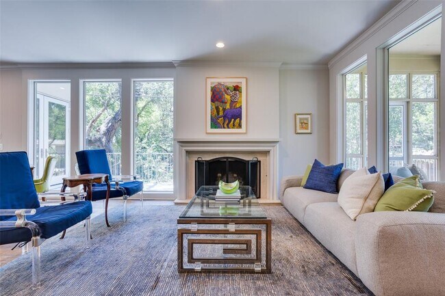 Building Photo - 3231 Tarryhollow Dr