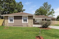 Building Photo - 3014 Windchime Cir W