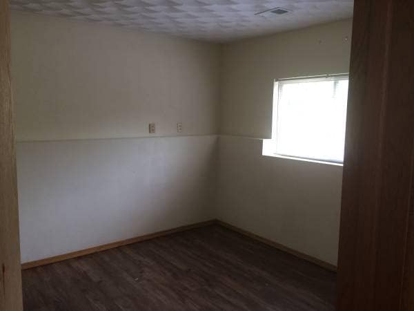 Building Photo - 1209 Jack Pine Way