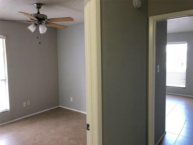 Building Photo - 4305 Acropolis Ct