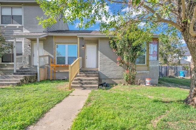 Building Photo - 108 Hillside Cove