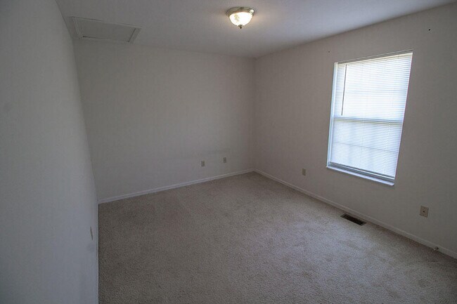 Building Photo - 1415 N Frideriki Dr