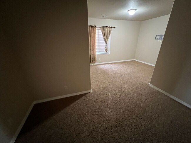 Building Photo - Spacious Ranch Style in Flying Horse with INCREDIBLE VIEWS of Pikes Peak!