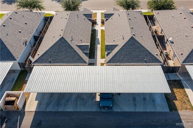 Building Photo - 14 Teague Ave