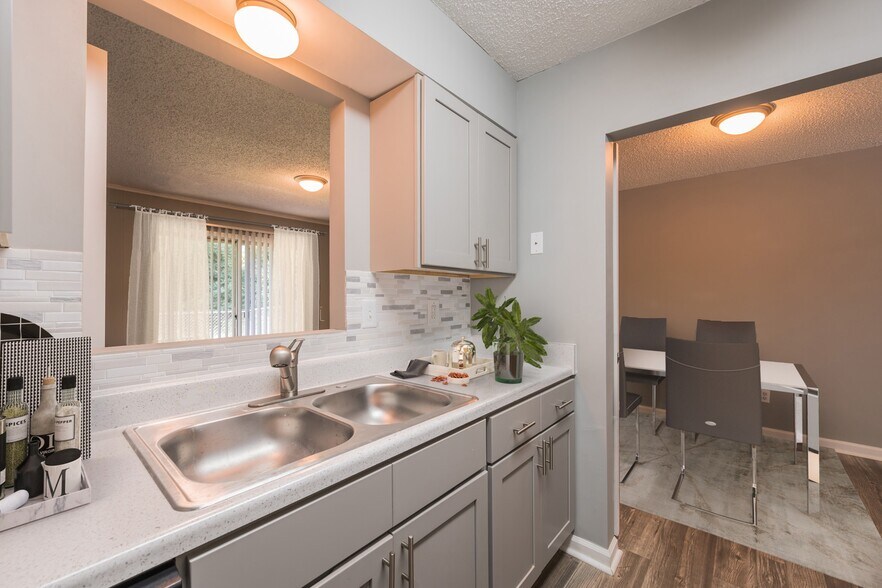 The Kenzie 4501 Old Caldwell Mill Rd Birmingham AL 35242 Apartment