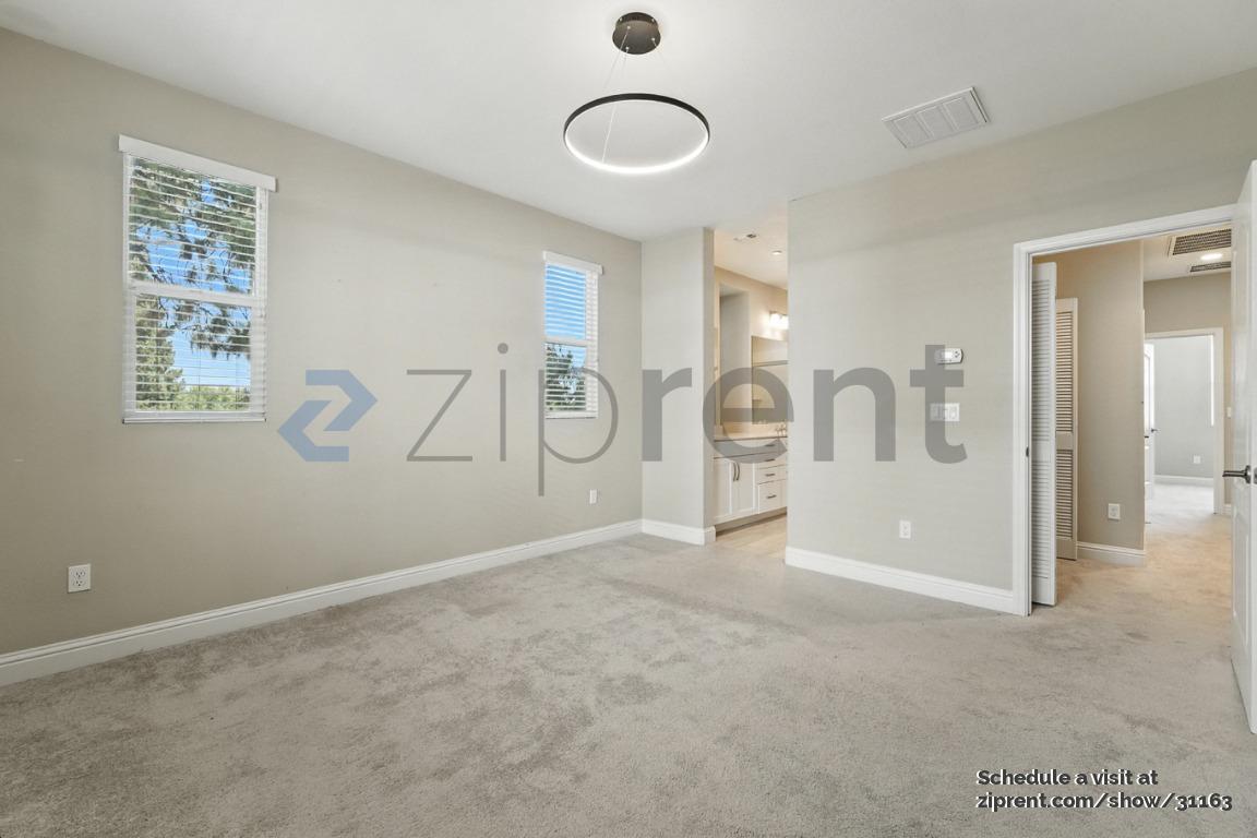 Building Photo - 550 Ryan Ter