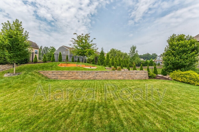 Building Photo - 7419 Canova Ln