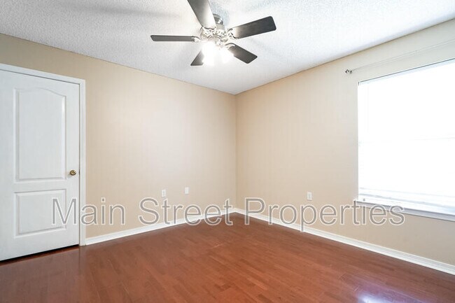 Building Photo - 1490 Newcastle Way