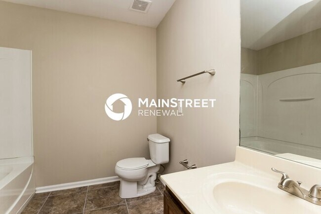 Building Photo - 5 Bedroom Pet-Friendly Home in Buford, GA with Main Street Renewal