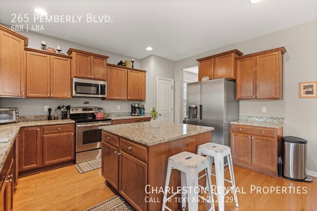 Building Photo - 265 Pemberly Blvd