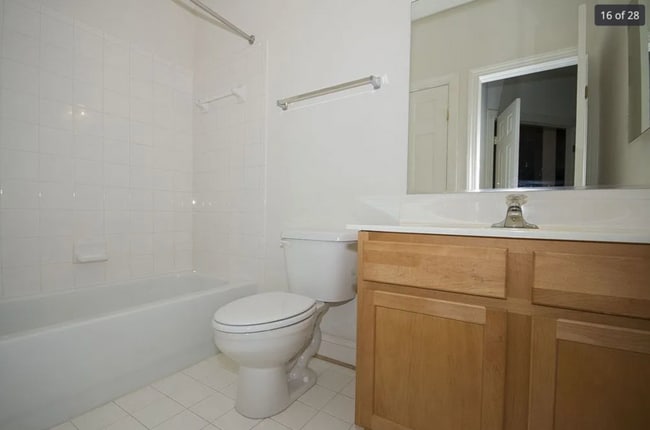 Building Photo - 317 Chamborley Dr