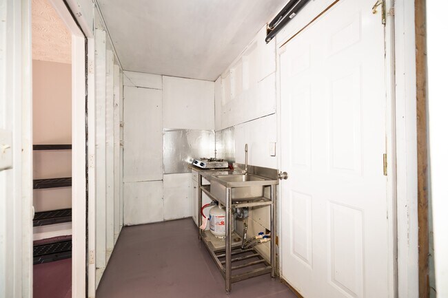 Building Photo - 599 Rivulett Ct