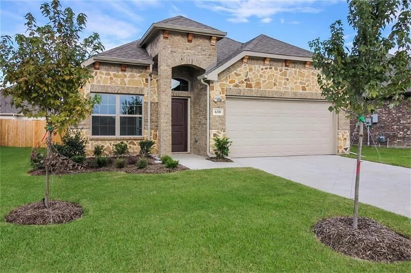Primary Photo - 630 Redwood Dr