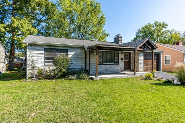 Building Photo - 491 Stratford Dr