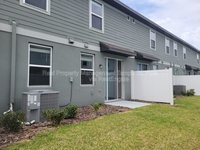 Building Photo - 7694 Momentum Pkwy