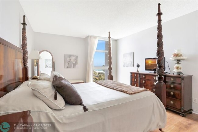 Building Photo - 1360 S Ocean Blvd