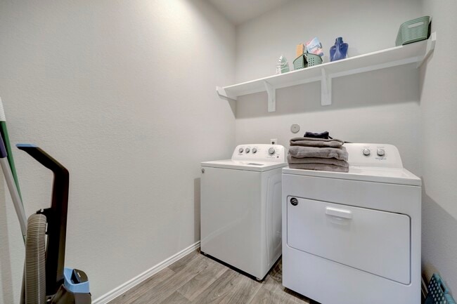 Building Photo - 4306 Isoletta Ct