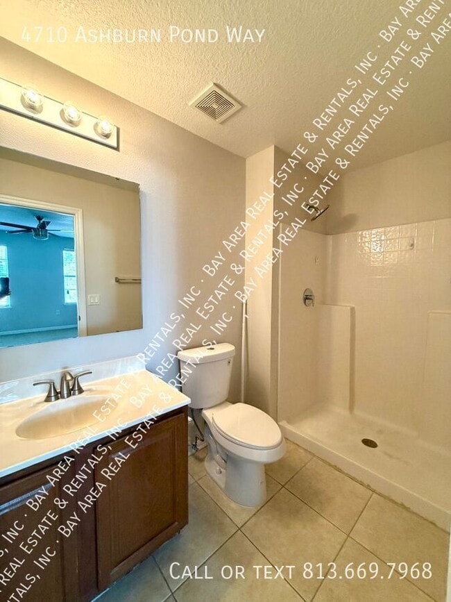 Building Photo - 4710 Ashburn Pond Way