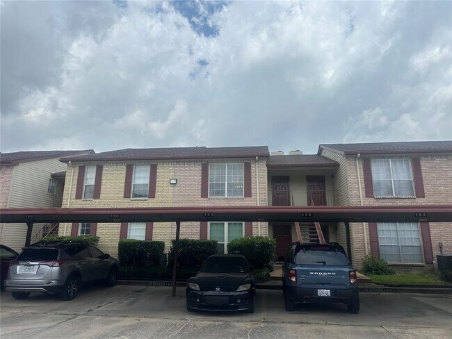 Building Photo - 2120 El Paseo St
