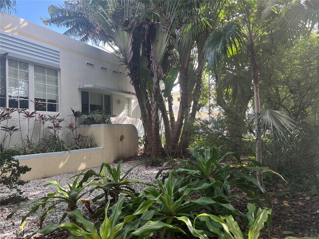 Building Photo - 701 Meridian Ave