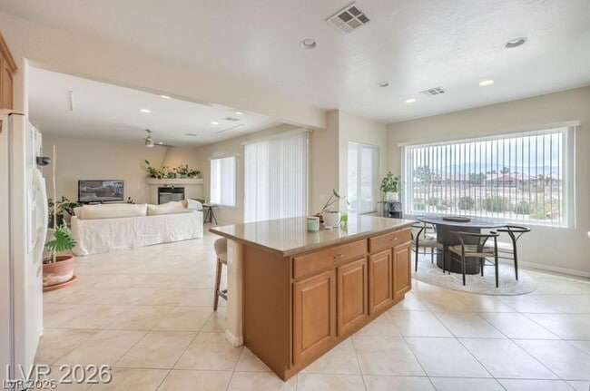 Building Photo - 8213 Bay Dunes St