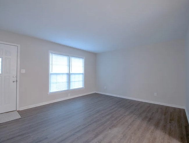 Building Photo - 5406 Chestnutwood Way