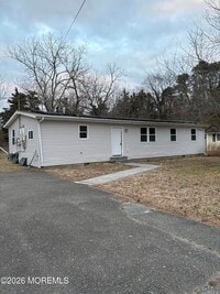 Building Photo - 105 Floyd Ln