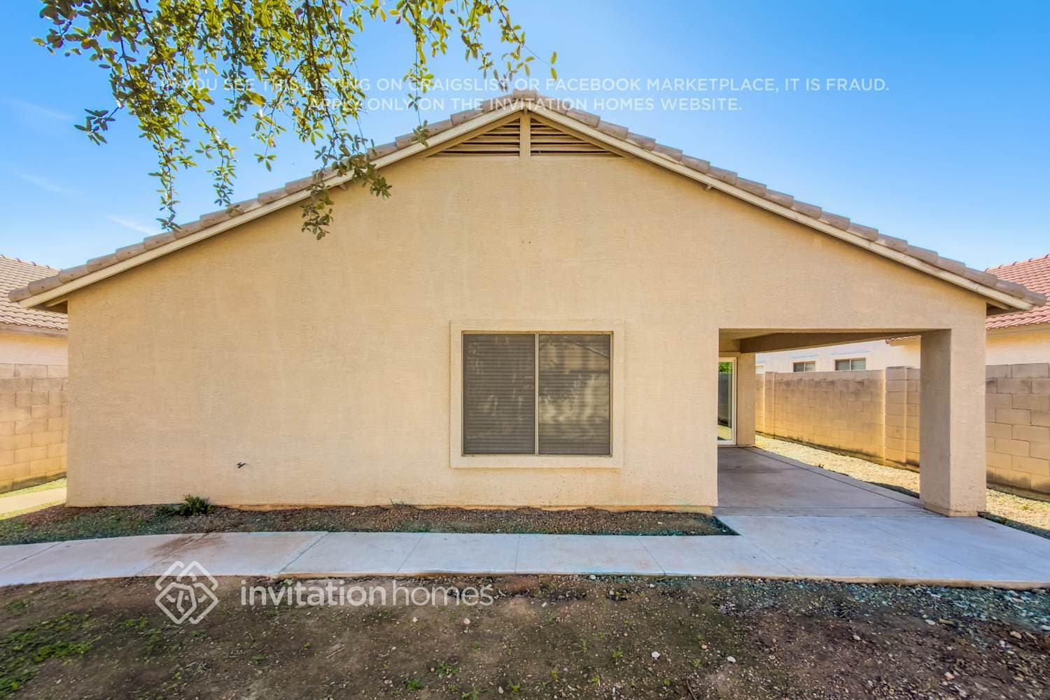 Building Photo - 2724 E Concho Ave