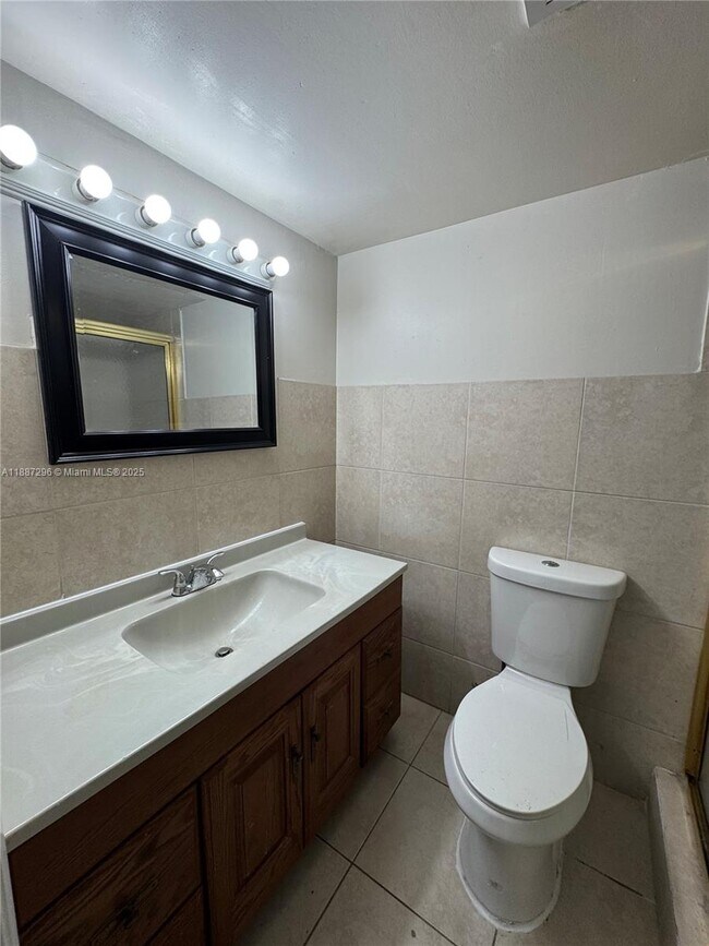 Building Photo - 7205 W Sunrise Blvd