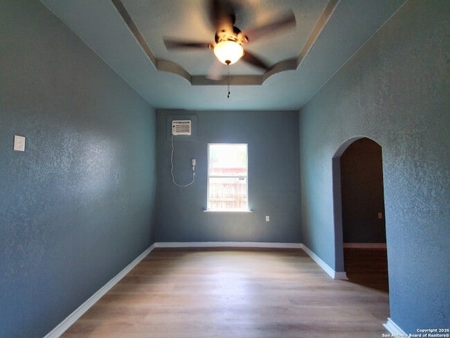 Building Photo - 203 Ardmore St