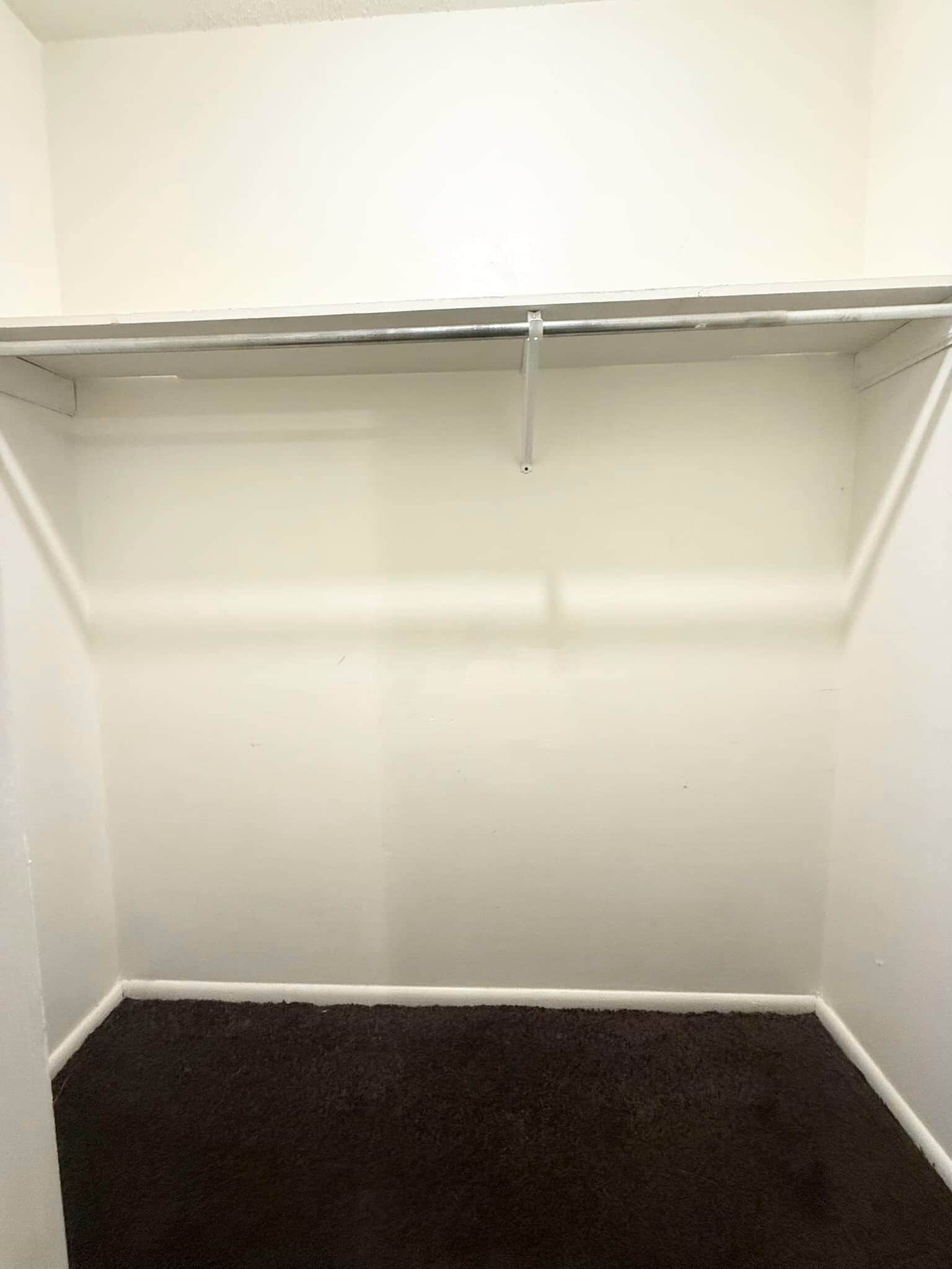 Building Photo - 1620 Newport Pl