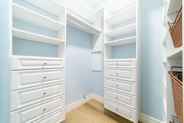 Building Photo - 4908 Grassleaf Dr