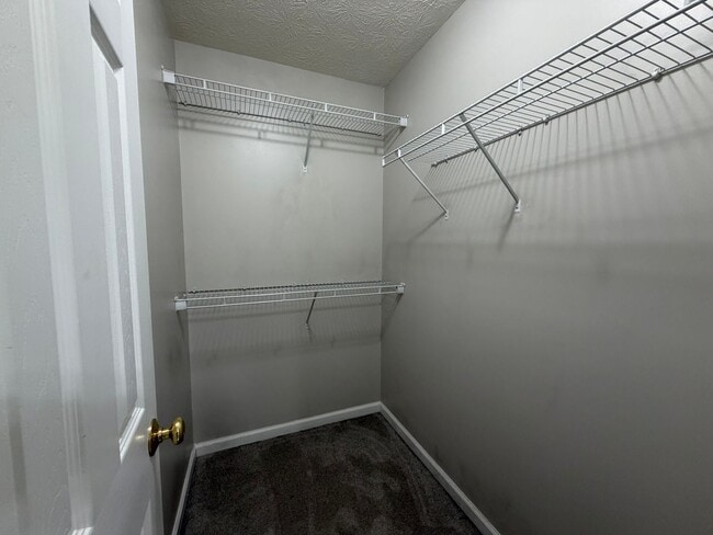 Building Photo - 1477 N. Donahue, Unit 3901