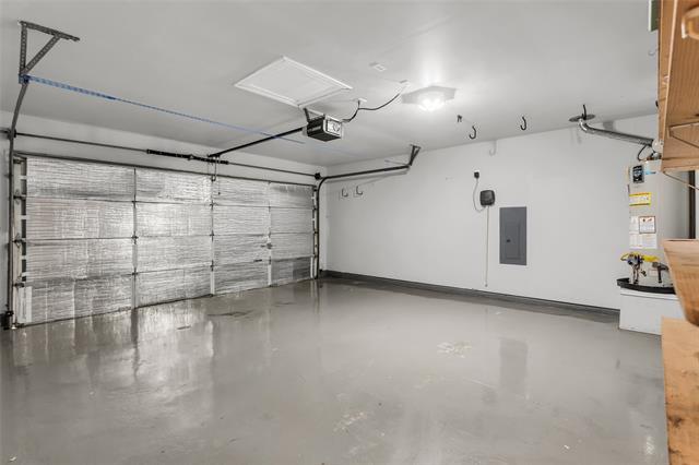 Building Photo - 2320 Shadabury Dr