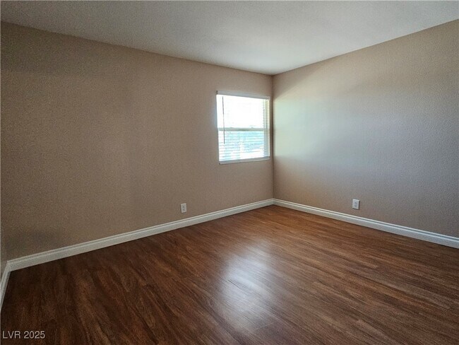 Building Photo - 4525 Troy St