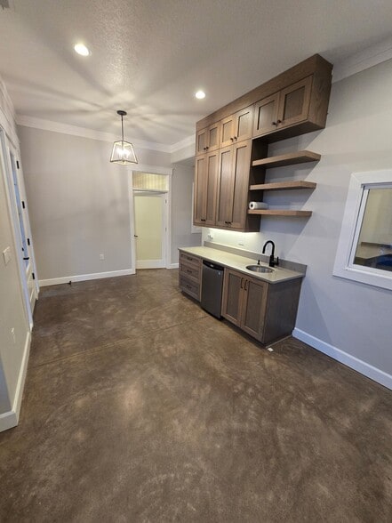 Building Photo - 3024 Brush College Rd NW