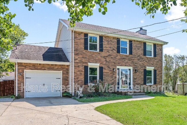Building Photo - 830 Iris Ln