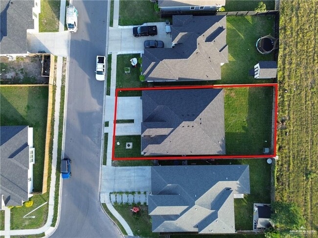 Building Photo - 27 Cooper Ln