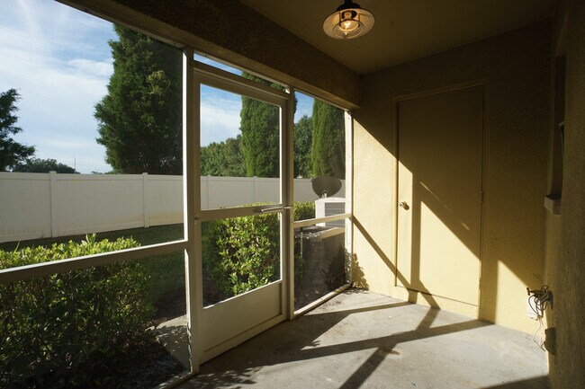 Building Photo - 3421 Dragon View Ct