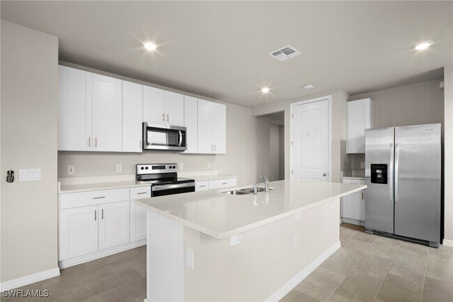 Building Photo - 17866 Saddle Rd