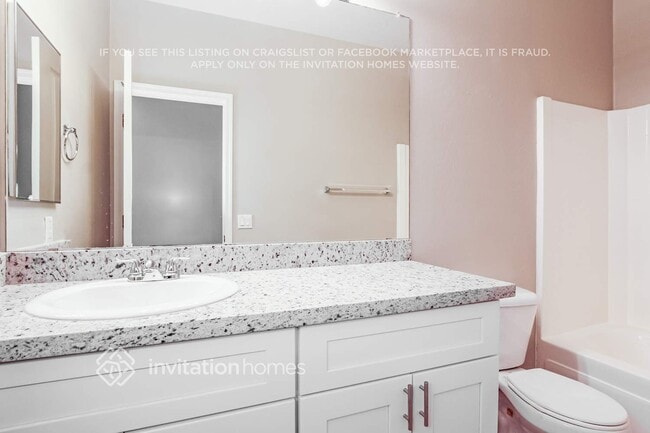 Building Photo - 17137 W Saguaro Ln
