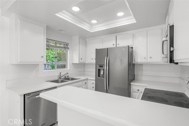 Building Photo - 75 Blue Lagoon