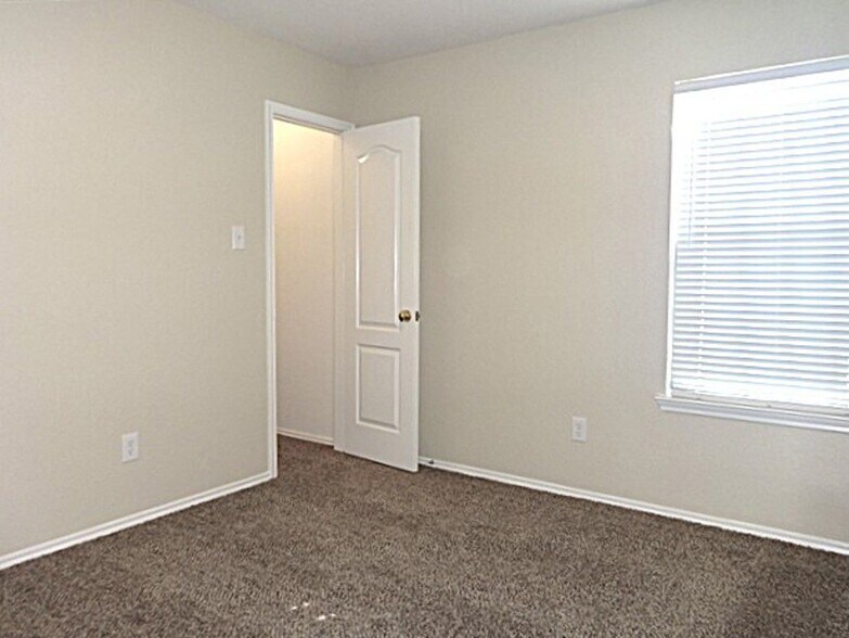 Building Photo - 9514 Narnia Springs Ct